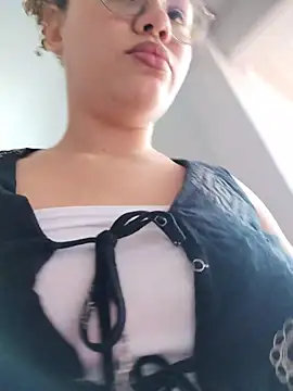 SirenRouge 69 online show from March 2026 07:48:01 PM