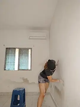 SirenRouge 69 online show from April 2026 06:53:01 PM