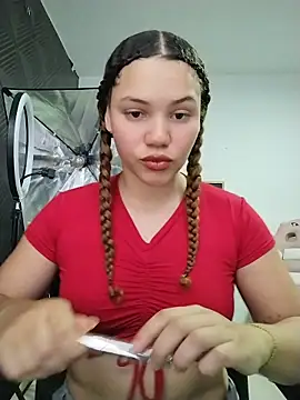 SirenRouge 69 online show from April 2026 08:33:01 PM