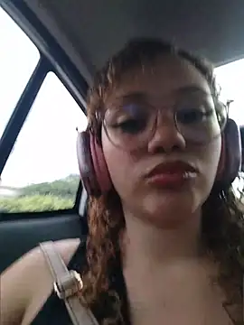 SirenRouge 69 online show from May 2026 07:35:01 PM