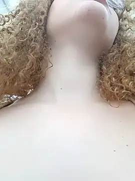 SirenRouge 69 online show from January 2026 07:40:01 PM