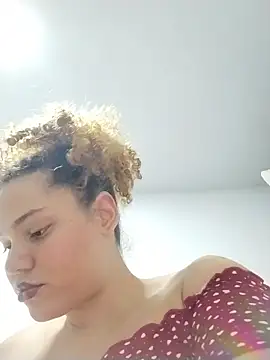 SirenRouge 69 online show from March 2026 09:10:01 PM