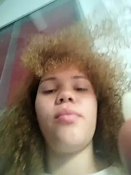 SirenRouge 69 online show from December 2025 09:40:01 PM