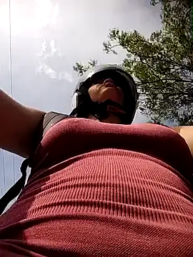 Snapshot of SirenRouge_69 chatting on October 2025 07:59:01 PM SirenRouge 69 online show from October 2025 07:59:01 PM