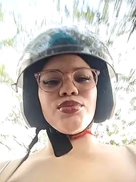 Snapshot of SirenRouge_69 chatting on November 2025 08:56:02 PM SirenRouge 69 online show from November 2025 08:56:02 PM