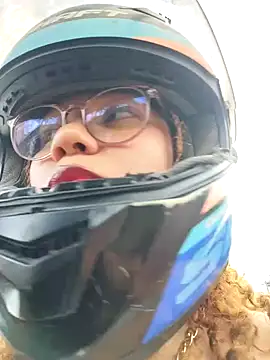 Snapshot of SirenRouge_69 chatting on November 2025 08:09:01 PM SirenRouge 69 online show from November 2025 08:09:01 PM