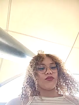 Snapshot of SirenRouge_69 chatting on November 2025 08:02:02 PM SirenRouge 69 online show from November 2025 08:02:02 PM