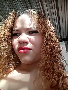 Snapshot of SirenRouge_69 chatting on October 2025 08:39:02 PM SirenRouge 69 online show from October 2025 08:39:02 PM