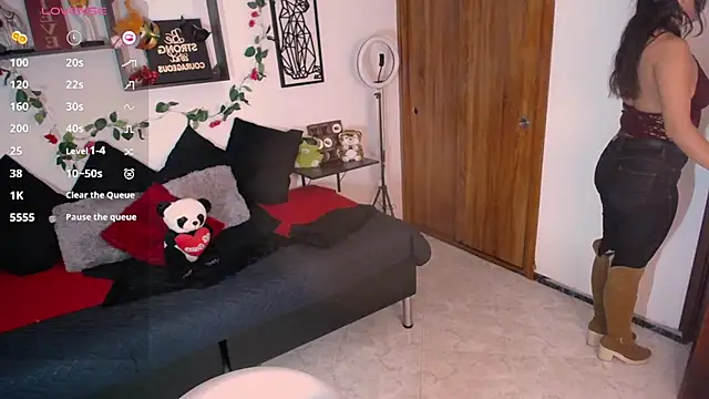 Snapshot of Dakota_ro chatting on February 2026 08:31:01 PM Dakota ro online show from February 2026 08:31:01 PM