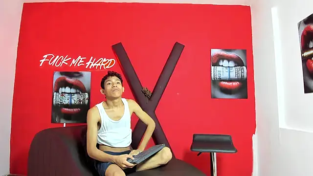 BEAUTY BOYS1 online show from March 2026 07:21:01 PM