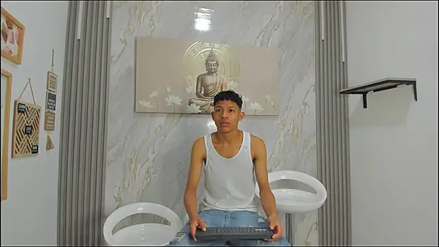 BEAUTY BOYS1 online show from January 2026 07:12:02 AM