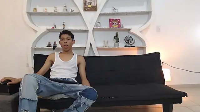 BEAUTY BOYS1 online show from November 2025 07:31:01 AM