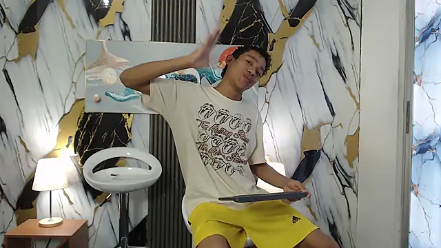 BEAUTY BOYS1 online show from February 2026 07:34:02 PM