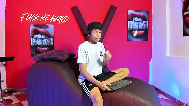 BEAUTY BOYS1 online show from March 2026 07:06:02 PM