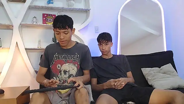 BEAUTY BOYS1 online show from October 2025 07:10:01 AM