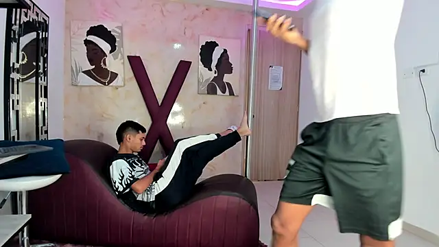 BEAUTY BOYS1 online show from April 2026 02:09:02 PM