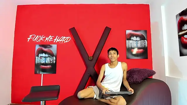 BEAUTY BOYS1 online show from March 2026 07:30:02 PM