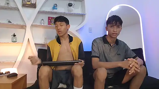 BEAUTY BOYS1 online show from October 2025 07:10:02 AM