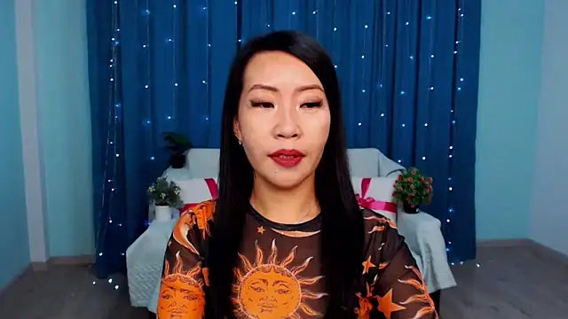 LiaPak online show from September 2025 11:58:01 PM