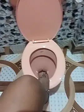 hoty-jawani online show from December 2025 08:25:02 PM