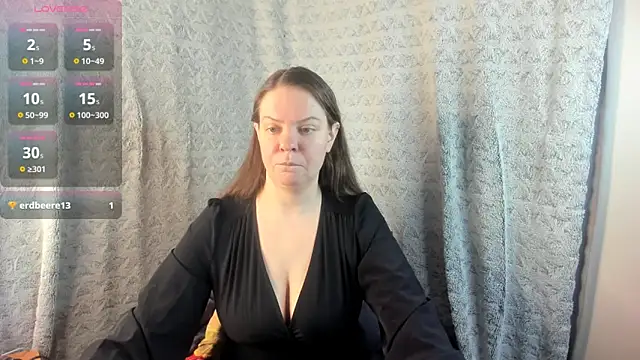 Snapshot of MiaLores chatting on January 2026 09:05:02 AM MiaLores online show from January 2026 09:05:02 AM