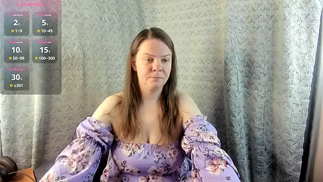 Snapshot of MiaLores chatting on February 2026 09:05:02 AM MiaLores online show from February 2026 09:05:02 AM