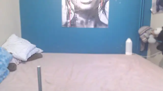 NADINNNE online show from March 2026 09:09:02 AM