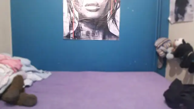 NADINNNE online show from December 2025 09:20:01 AM