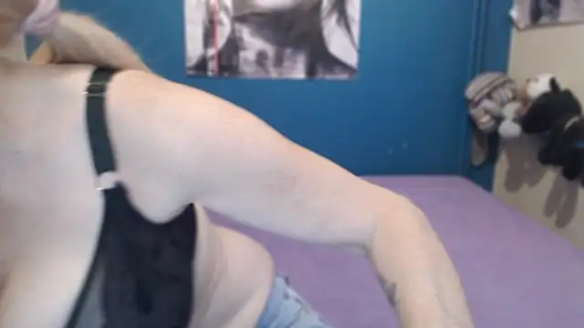 NADINNNE online show from December 2025 10:39:02 AM