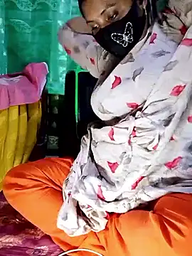 Snapshot of Mistompa24 chatting on November 2025 04:57:02 AM Mistompa24 online show from November 2025 04:57:02 AM