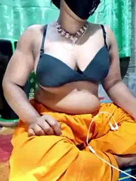 Mistompa24 online show from February 2026 03:24:01 PM