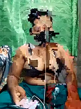 Mistompa24 online show from May 2026 04:43:02 PM