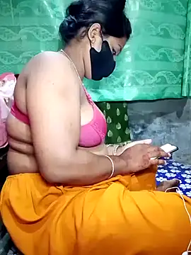 Mistompa24 online show from May 2026 06:20:01 PM
