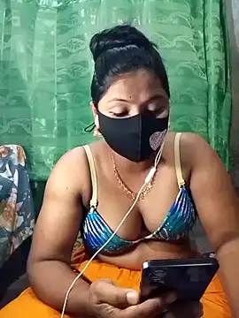 Mistompa24 online show from April 2026 04:05:01 PM