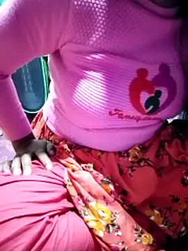 Snapshot of Mistompa24 chatting on December 2025 02:23:01 PM Mistompa24 online show from December 2025 02:23:01 PM