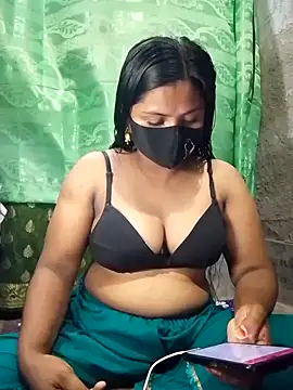 Mistompa24 online show from April 2026 09:49:01 AM