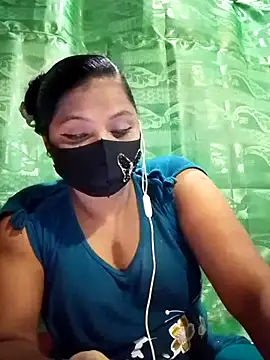 Snapshot of Mistompa24 chatting on June 2026 04:51:02 PM Mistompa24 online show from June 2026 04:51:02 PM