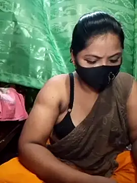 Snapshot of Mistompa24 chatting on June 2026 01:33:02 PM Mistompa24 online show from June 2026 01:33:02 PM