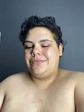 Snapshot of Hailey_Curvy chatting on July 2026 03:14:01 AM Hailey Curvy online show from July 2026 03:14:01 AM