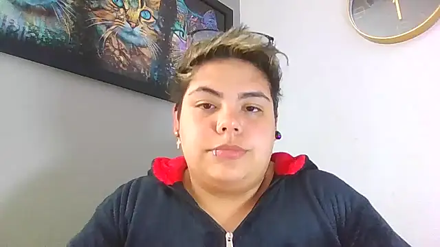 Snapshot of Hailey_Curvy chatting on October 2025 03:46:01 PM Hailey Curvy online show from October 2025 03:46:01 PM