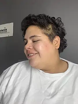 Snapshot of Hailey_Curvy chatting on July 2026 11:17:02 AM Hailey Curvy online show from July 2026 11:17:02 AM