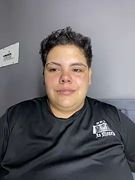 Snapshot of Hailey_Curvy chatting on July 2026 10:18:02 PM Hailey Curvy online show from July 2026 10:18:02 PM