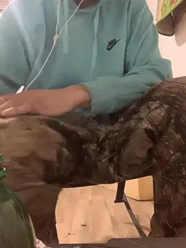 DanBfl online show from December 2025 04:25:01 AM