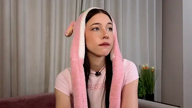 EviaRabasca online show from February 2026 11:10:02 AM