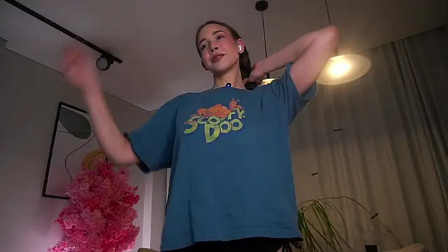 Snapshot of EviaRabasca chatting on November 2025 11:25:01 AM EviaRabasca online show from November 2025 11:25:01 AM