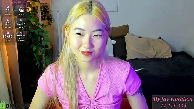 Snapshot of Aisi_18 chatting on September 2025 06:53:01 AM Aisi 18 online show from September 2025 06:53:01 AM