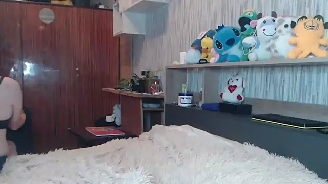 Netty Brittany online show from October 2025 07:04:02 PM