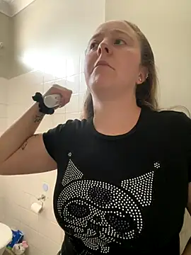 Snapshot of spankmykittyhehe chatting on September 2025 02:54:01 AM spankmykittyhehe online show from September 2025 02:54:01 AM