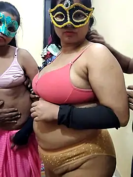 Hot modal online show from December 2025 05:26:02 PM