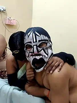 Hot modal online show from December 2025 04:02:02 AM